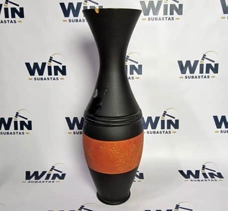 WOODEN VASE. REF: JA103 REF:16 (Project 42)