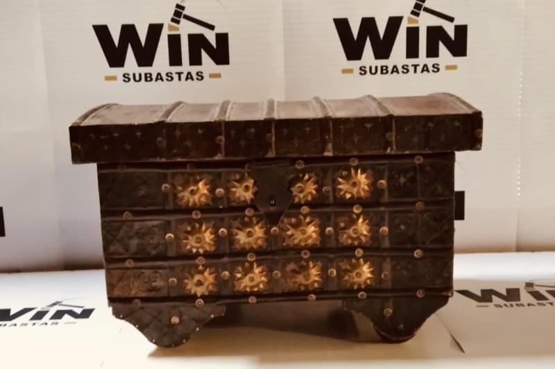 WOODEN CHEST WITH WHEELS
