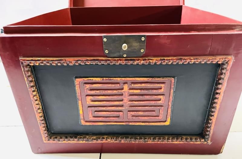 WOODEN CHEST