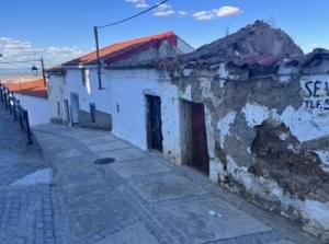 Auction of Total demolished house of 101 m2 in Magacela (Badajoz)