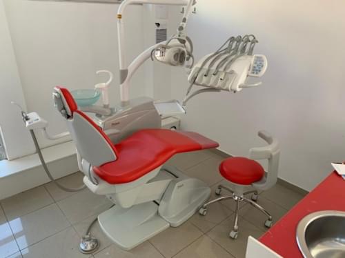 LOT OF CHAIRS AND DENTAL FURNITURE, FROM THE DENTAL CLINIC