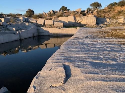 Grey Zarta Granite quarry exploitation concession 