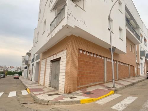 Commercial Premises Wharehouse of 220 m2 in Catuera (Badajoz)