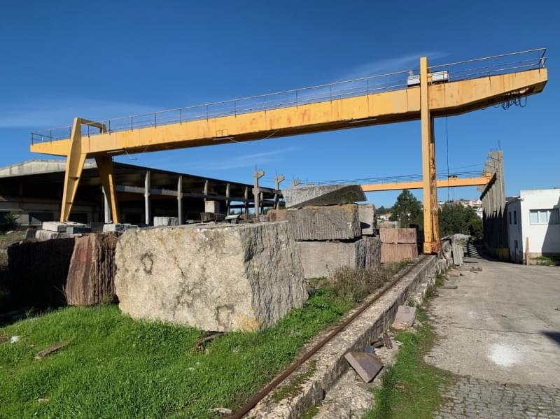 GRÚA PÓRTICO PARA BLOQUES DE GRANITO / MARMOL
