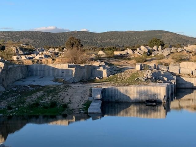 CONCESIÓN DE EXPLOTACIÓN DE CANTERA DE GRANITO GRIS ZARZA