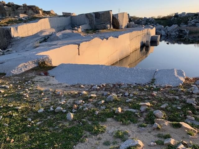 CONCESIÓN DE EXPLOTACIÓN DE CANTERA DE GRANITO GRIS ZARZA