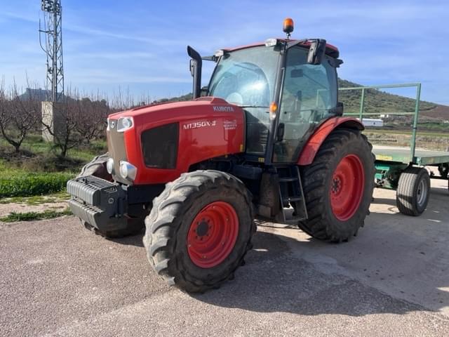 Tractor Kubota M-135GX-S-II matricula E-2860-BGM