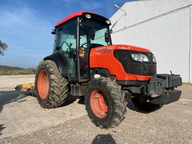 Tractor Kubota M-8540DTNQ matricula E-2562-BGM