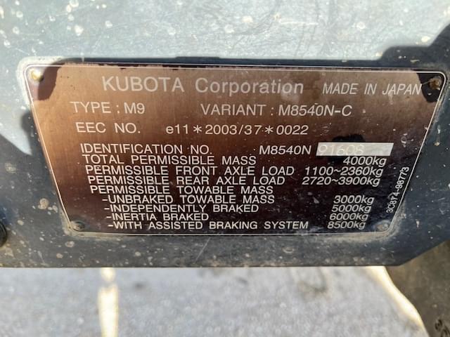 Tractor Kubota M9/M8540N-C matricula E-5155-BGR
