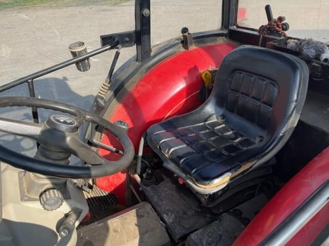 Tractor MASSEY FERGUSON 3.340F.2WD matricula E-9136-BCK