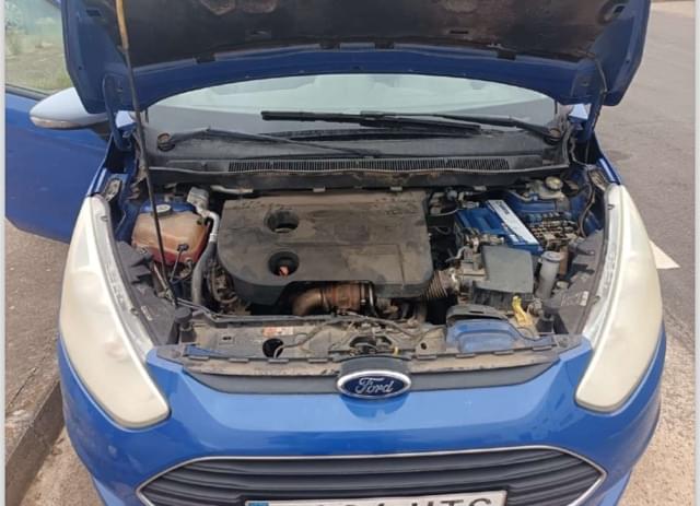 Subasta de Vehículo usado  Averiado, Ford B-Max Diesel 2.013.