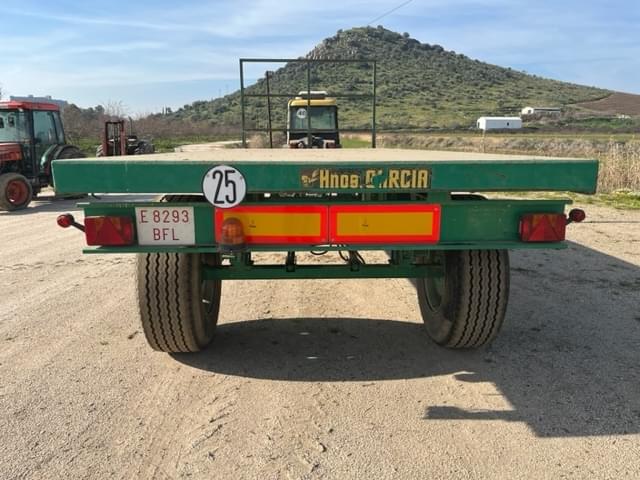 Lote Remolque Plataforma 2 ejes Hnos García.