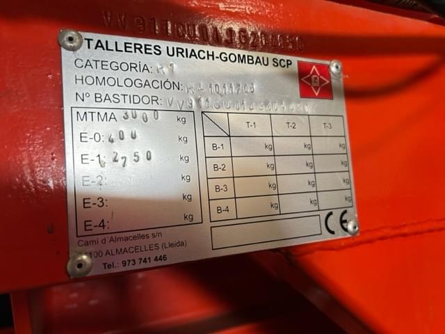 Lote  Remolque Repartidor de Estiércol, sin uso, Uriach Gombau.