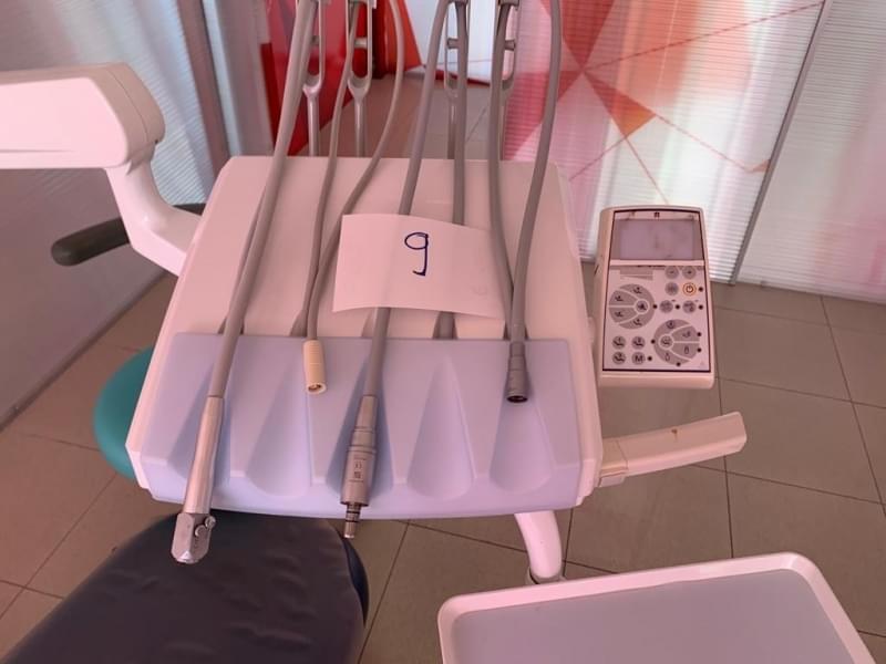 SILLON EQUIPO DENTAL VICTOR V200 CONTINENTAL 2015 ( BOX9)