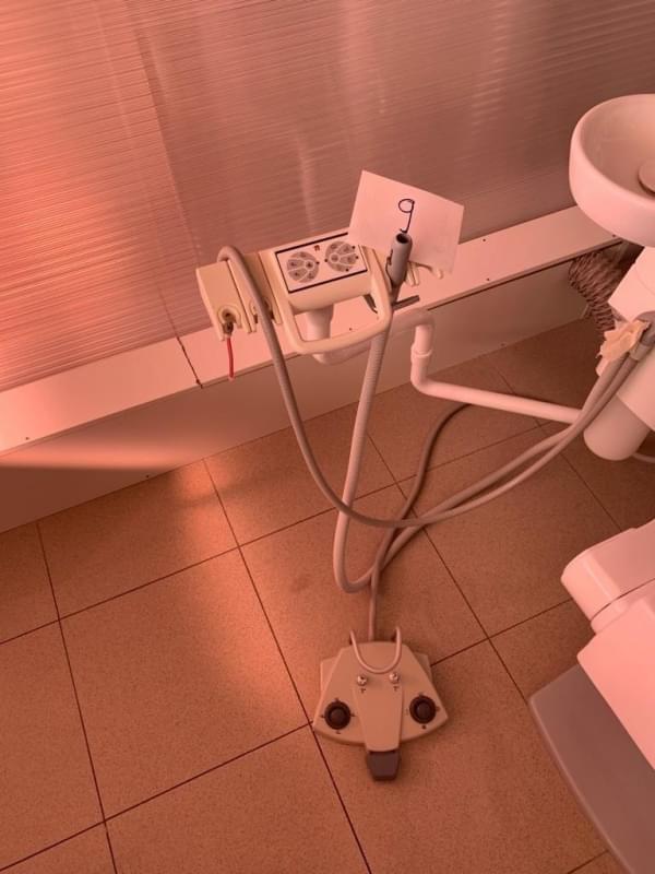 SILLON EQUIPO DENTAL VICTOR V200 CONTINENTAL 2015 ( BOX9)