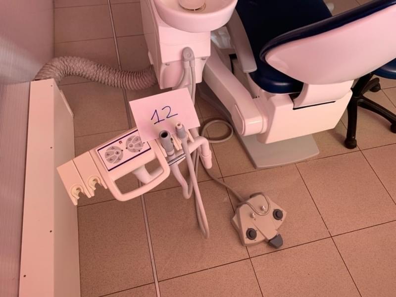 SILLON EQUIPO DENTAL VICTOR V200 CONTINENTAL 2015 (BOX 12)