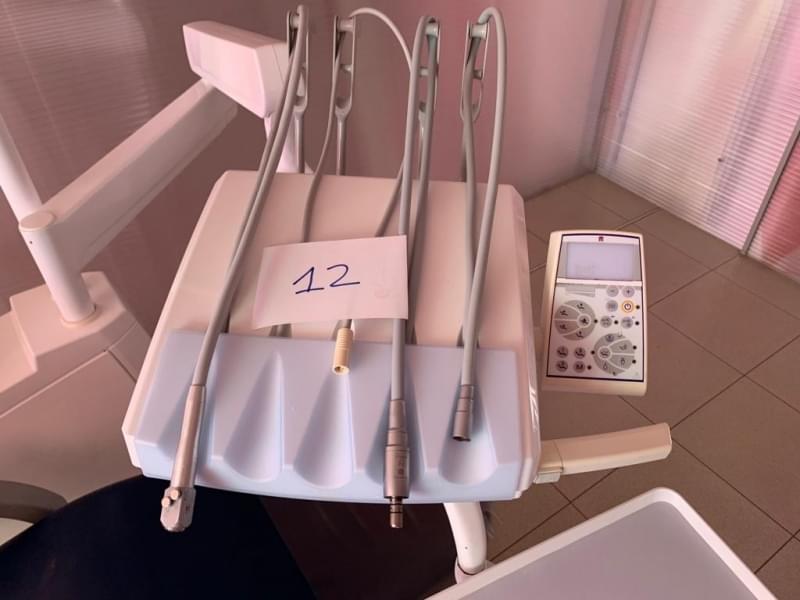 SILLON EQUIPO DENTAL VICTOR V200 CONTINENTAL 2015 (BOX 12)